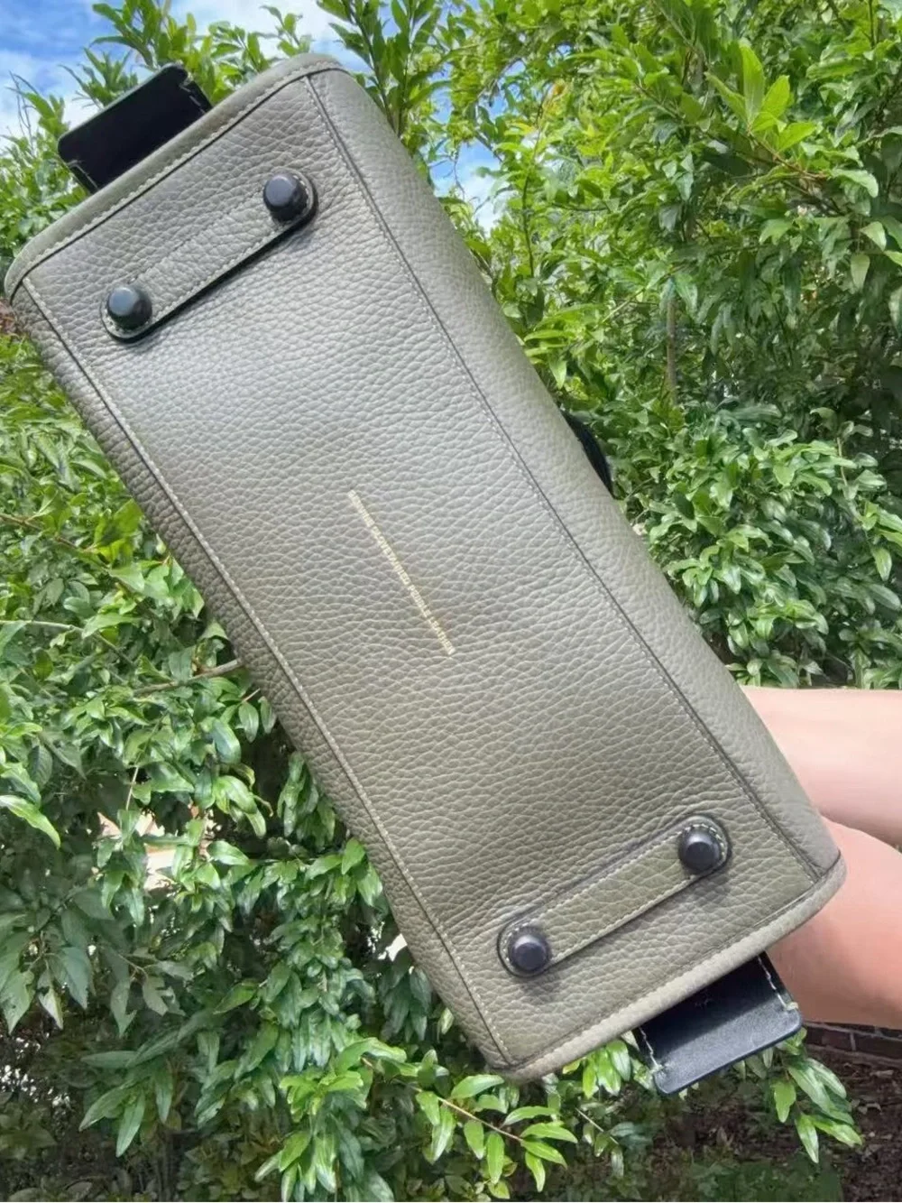 Coach Pebbled Leather Rogue Bag 30 （38124）